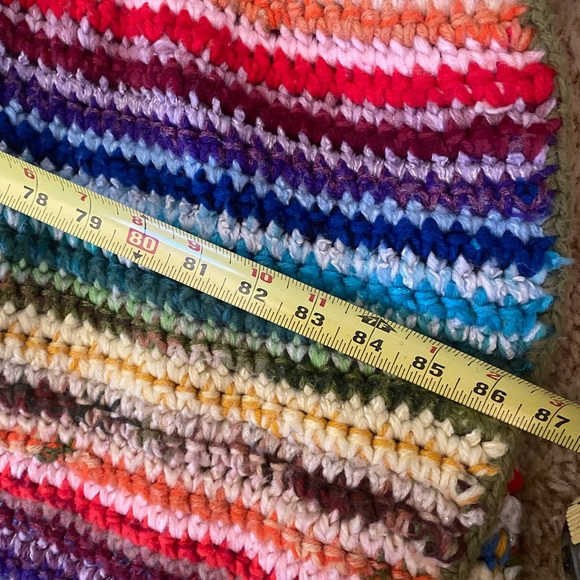 Homemade rainbow knitted blanket - Picture 5 of 6